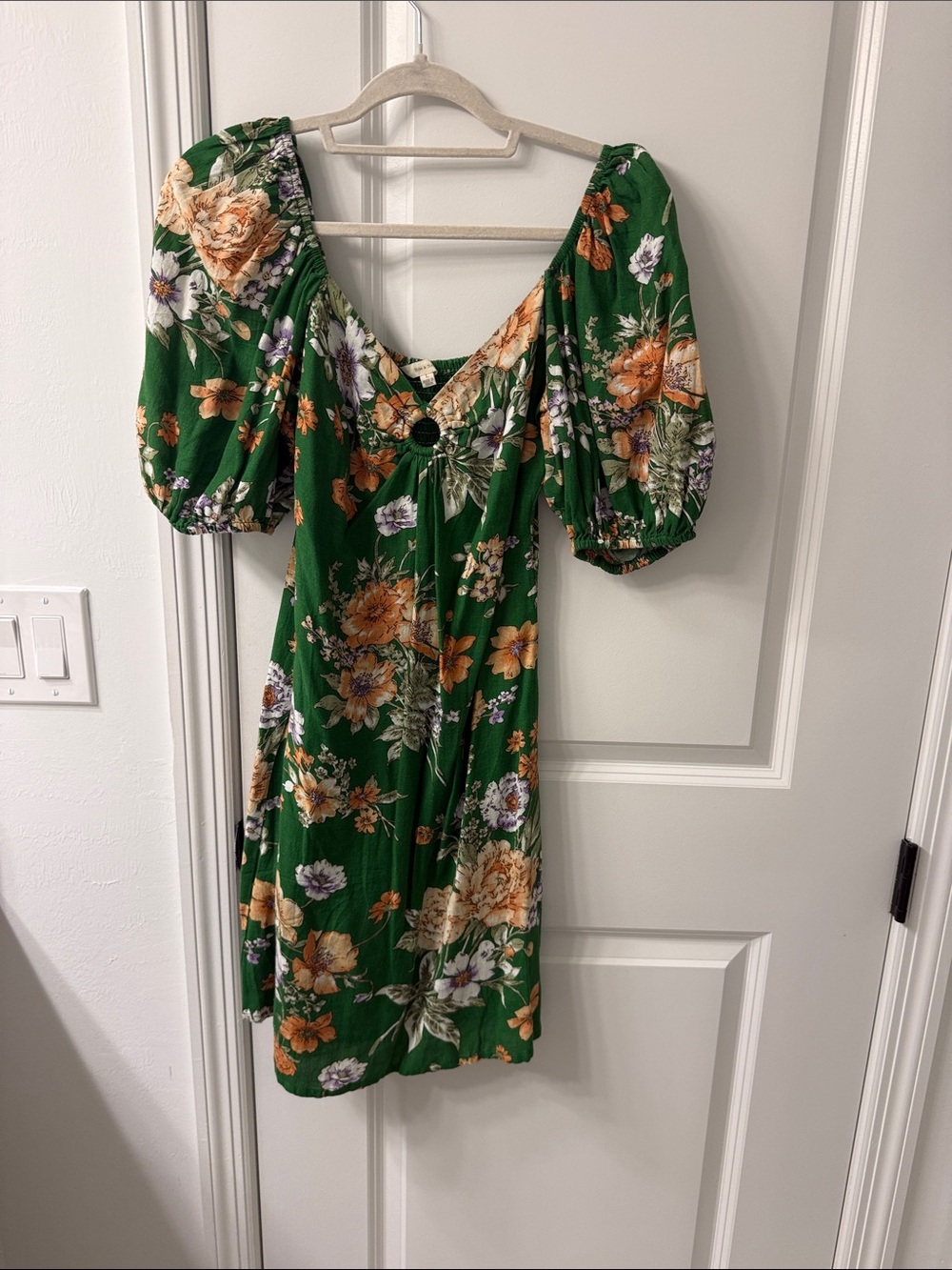 Green Floral Mini Dress with Puff Sleeves